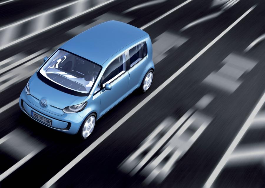  Volkswagen Space up Concept 2007 года  (фото 19 из 30)